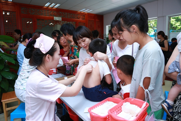 河南小儿膏药厂家，专业打造优质儿童健康产品！